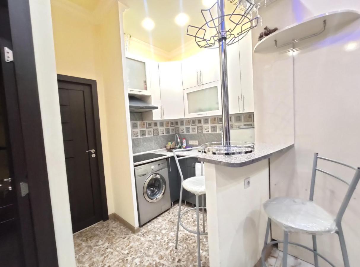 Khanjyan 7 Luxury Apartment Yerevan Ngoại thất bức ảnh